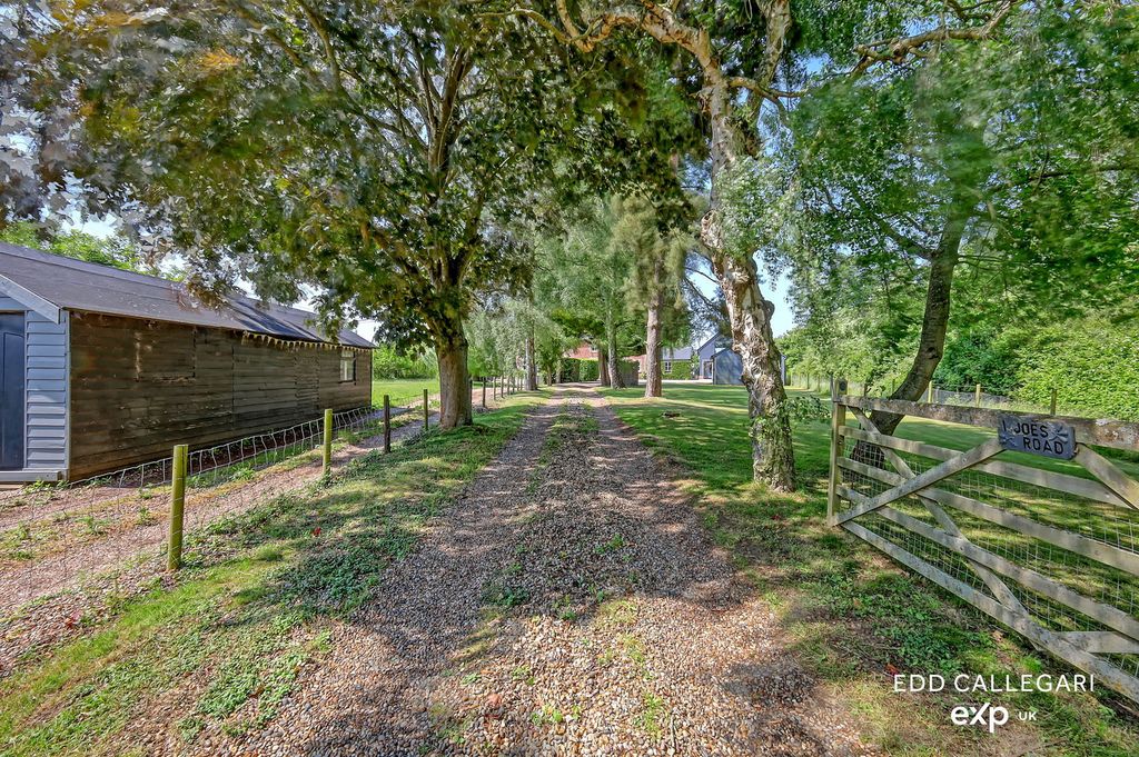 Property photo 3 of 40