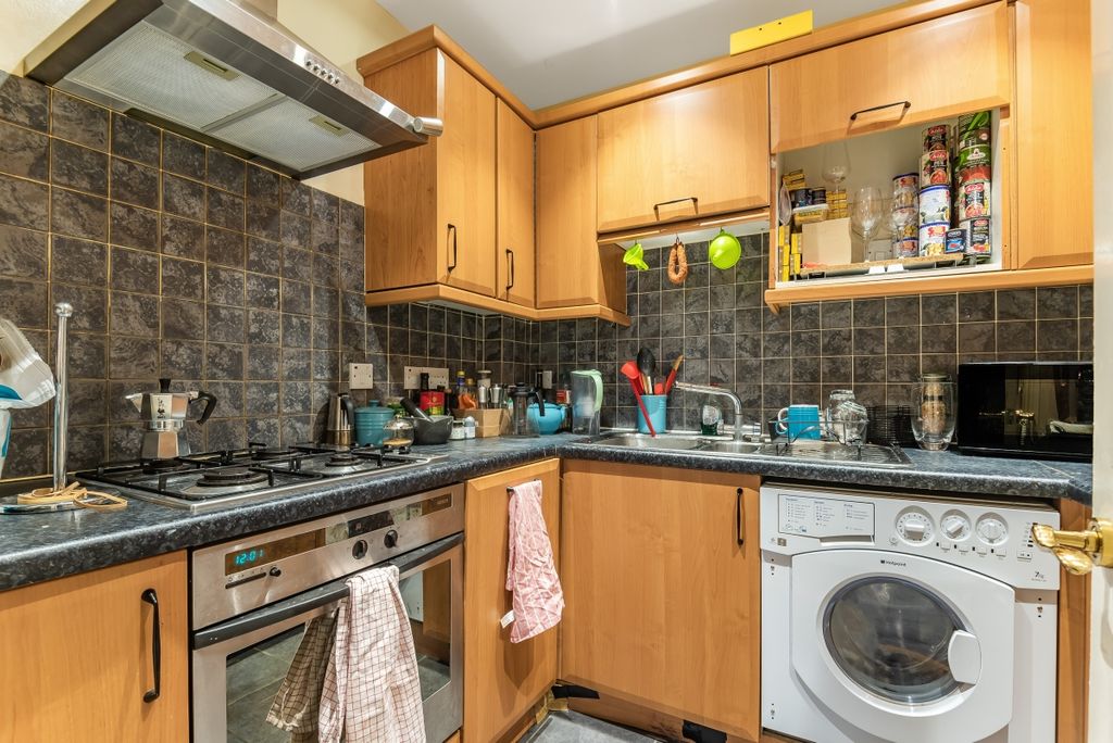 Property photo 3 of 7 904645 (3)