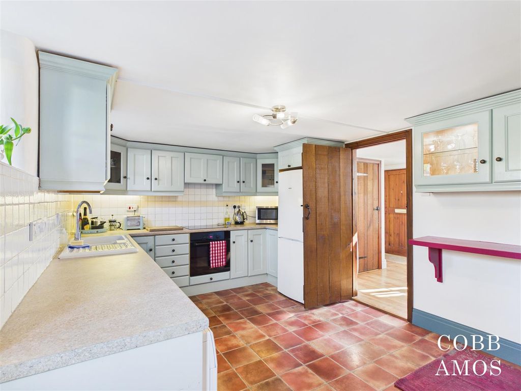 Property photo 3 of 28 Cam02803G0-Pr0263-Still013.Jpg