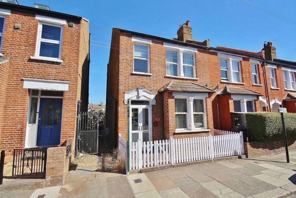 Property photo 1 of 11