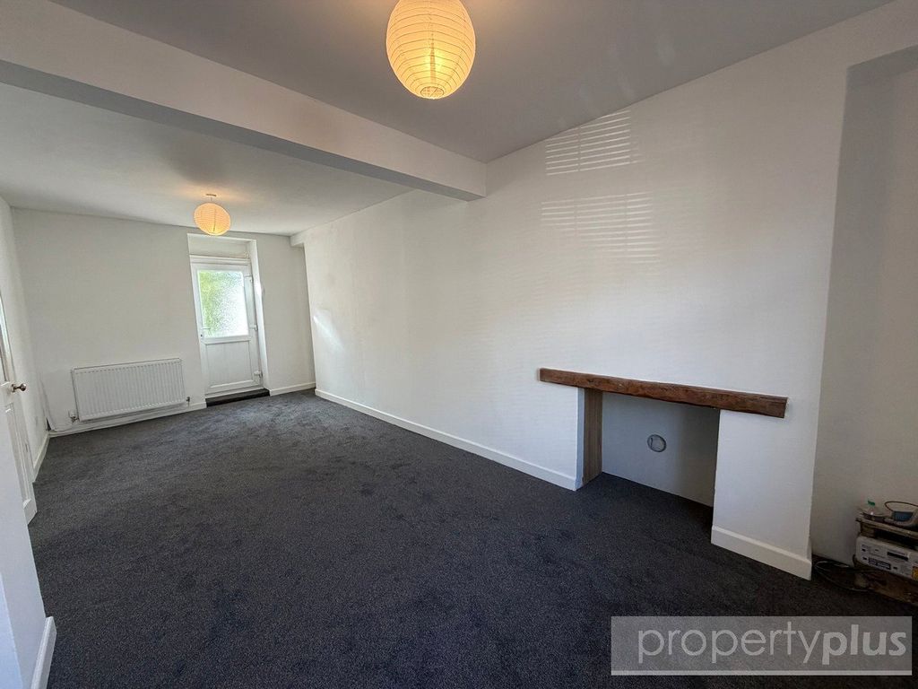 Property photo 1 of 15 Picture No. 02