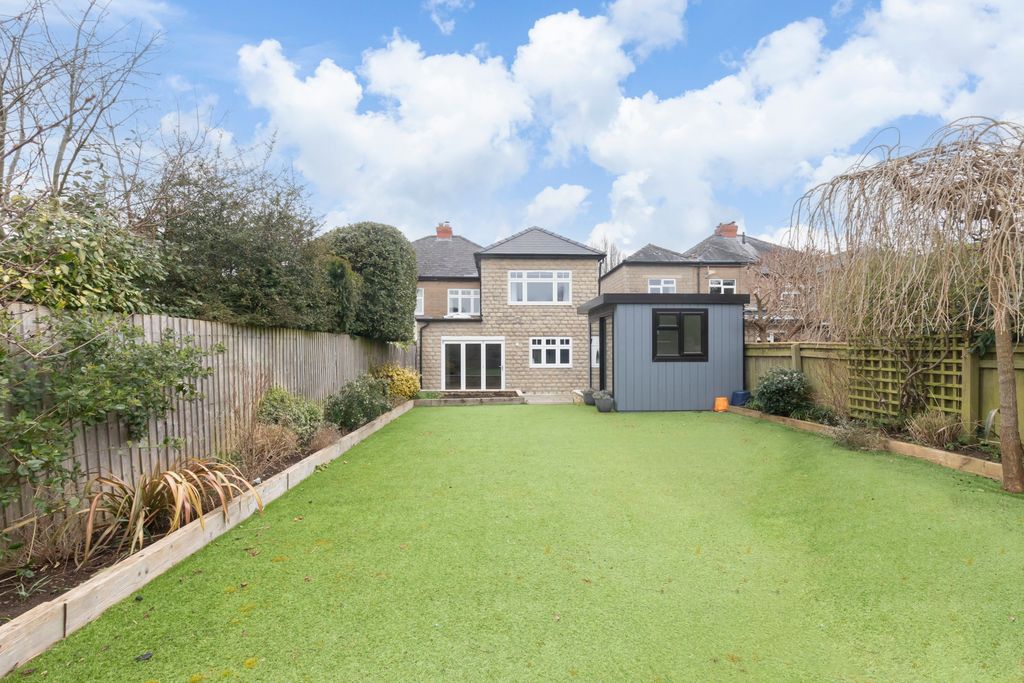 Additional image 15 of 4 bed semi-detached house to rentSandy Lane, Cheltenham GL53