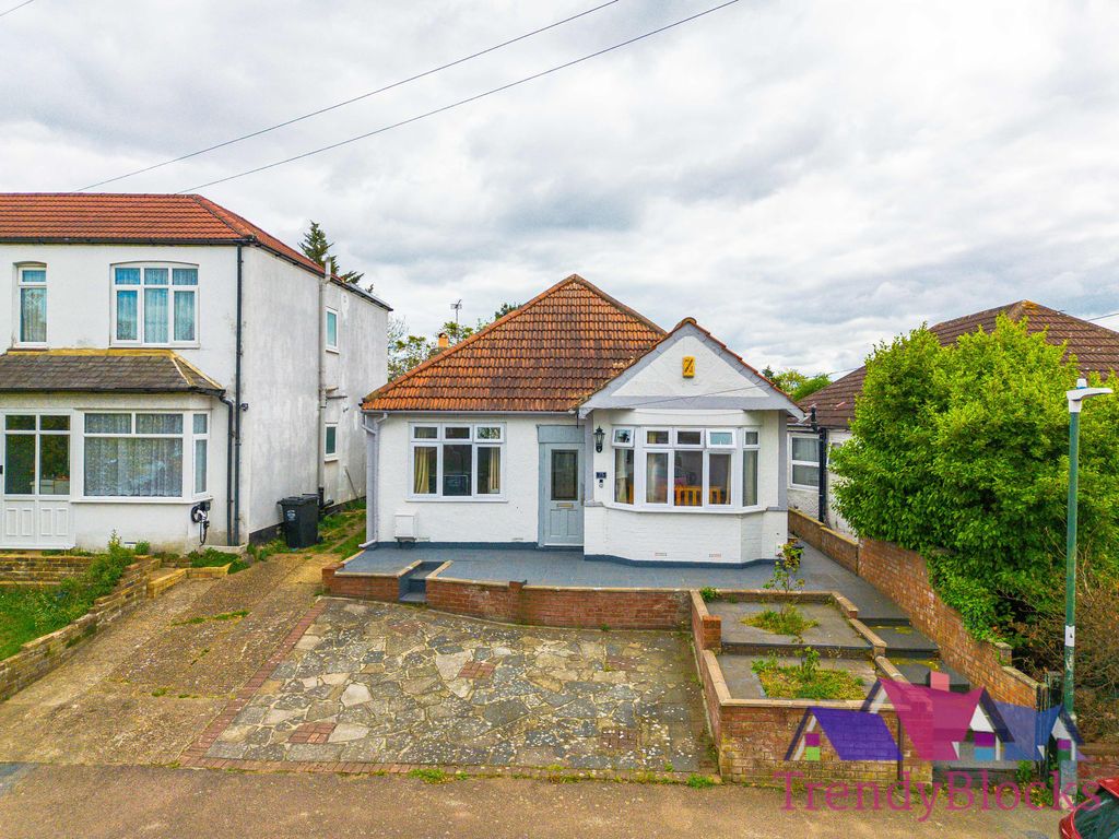 Property photo 1 of 21