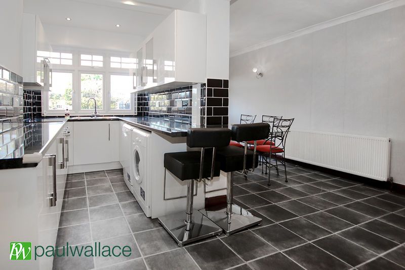 Property photo 3 of 19 Kitchen/Diner