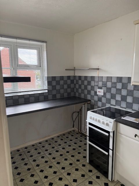 Property photo 3 of 12