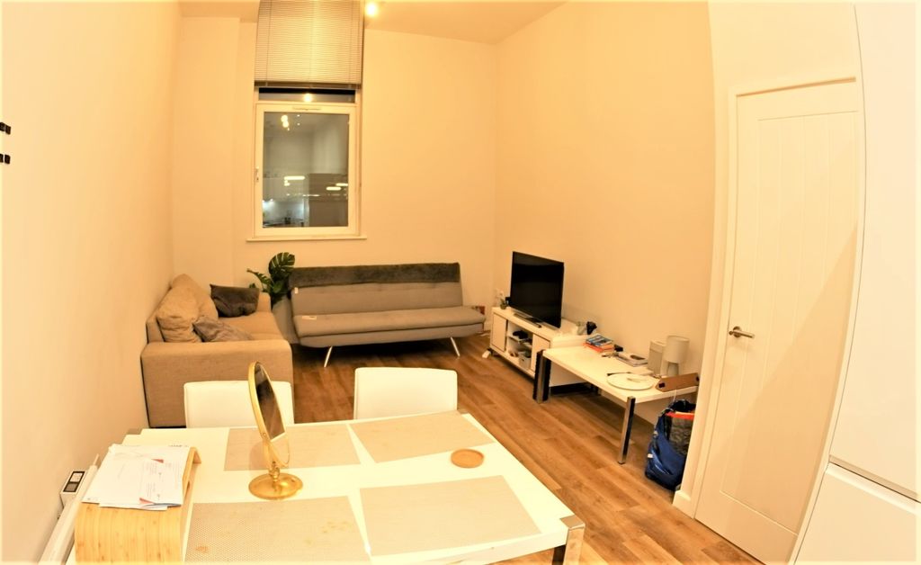 Property photo 1 of 6 Dsc05363