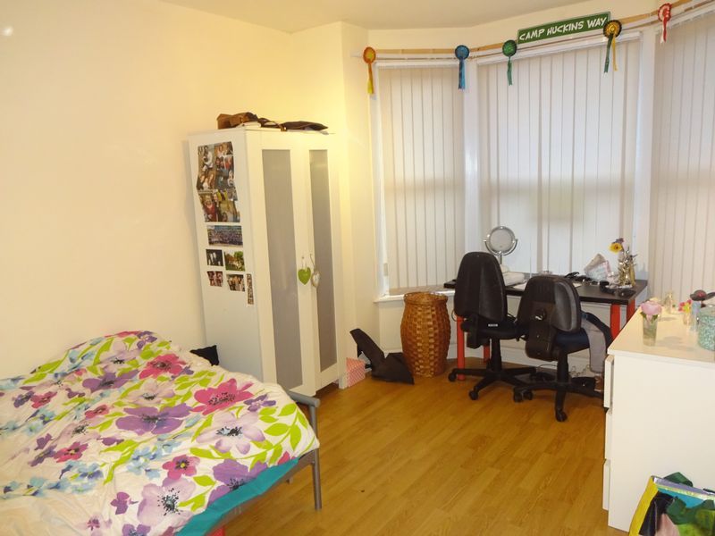 Property photo 3 of 5 Bedroom 1