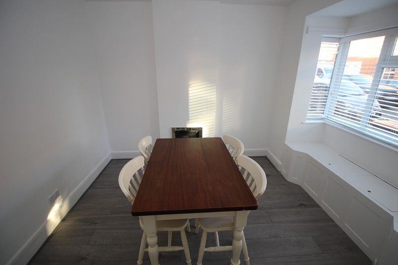 Property photo 3 of 12 Front Reception.