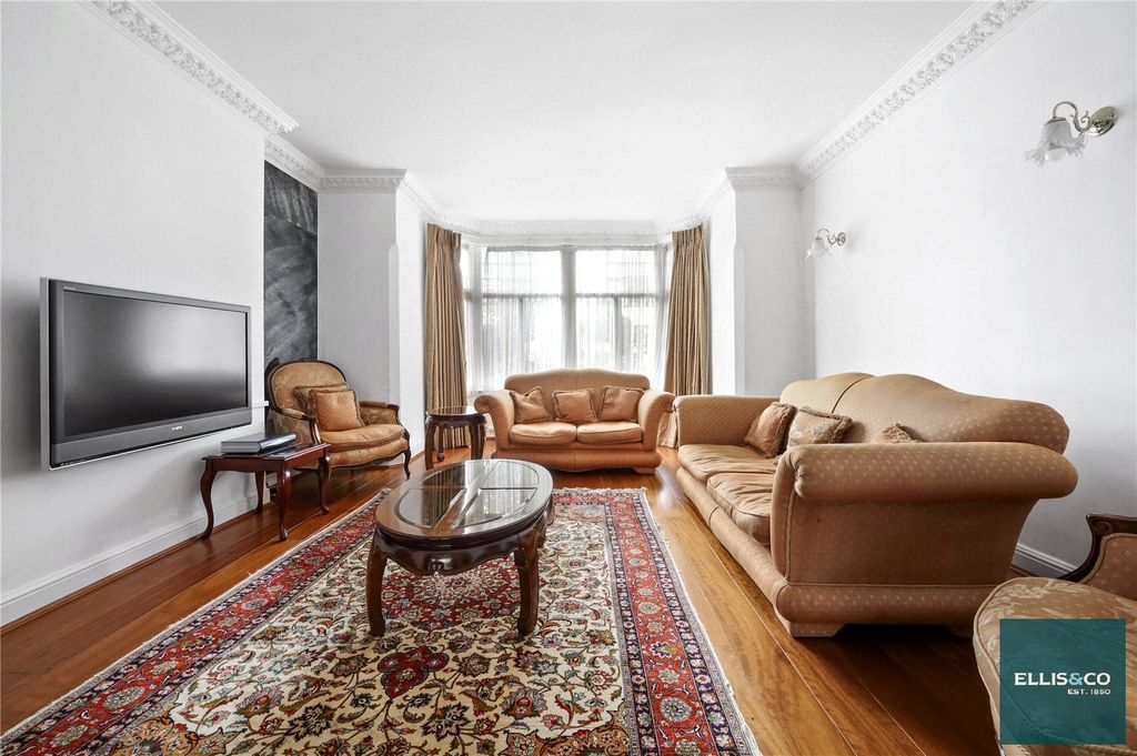 Property photo 3 of 15 Picture No. 56