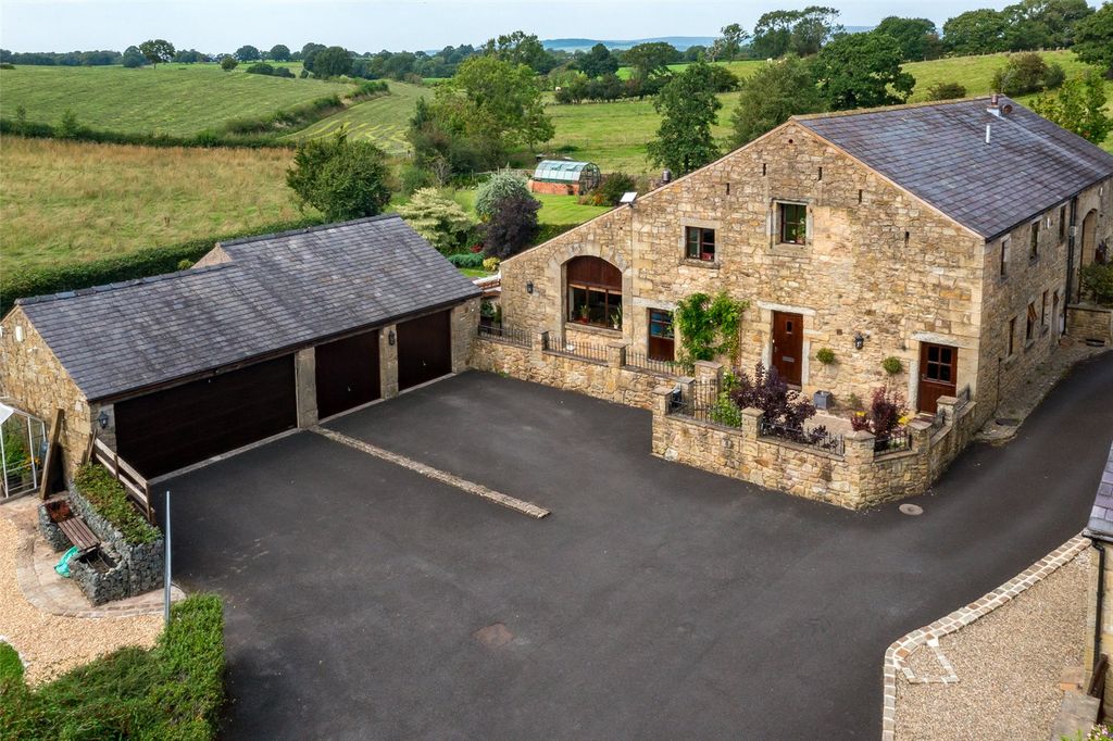 Property photo 1 of 38 Aerial