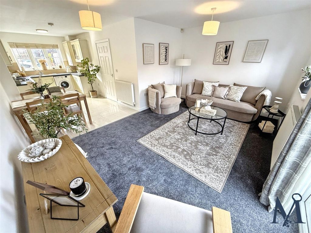 Property photo 2 of 21 Open Plan Living Area