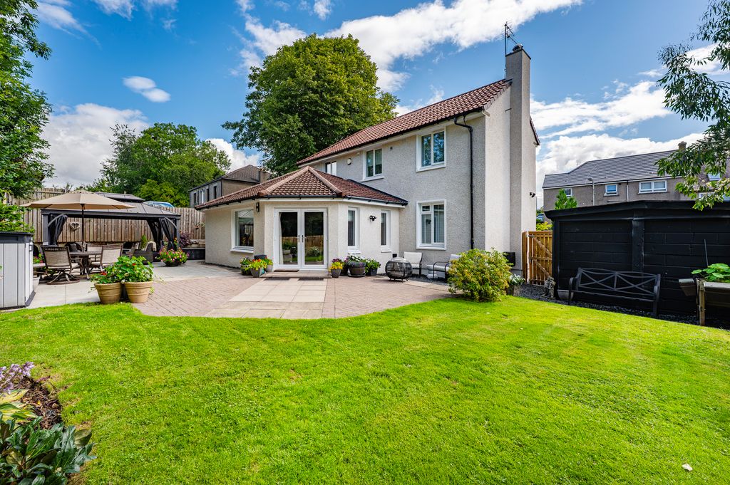 Property photo 1 of 55