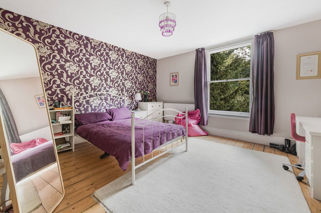 Additional image 12 of 6 bed detached house for saleBrighton Road, Horsham RH13