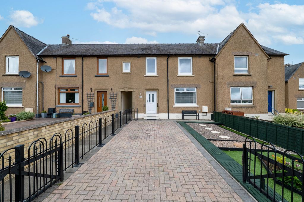 Property photo 1 of 25