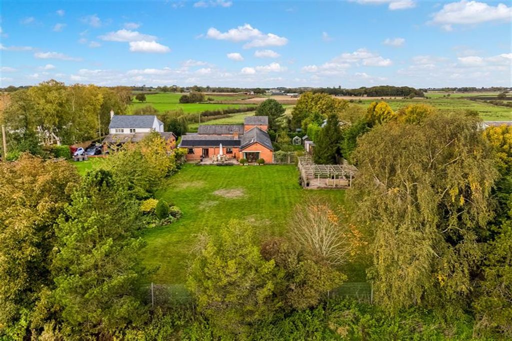 Property photo 1 of 40 (Main)