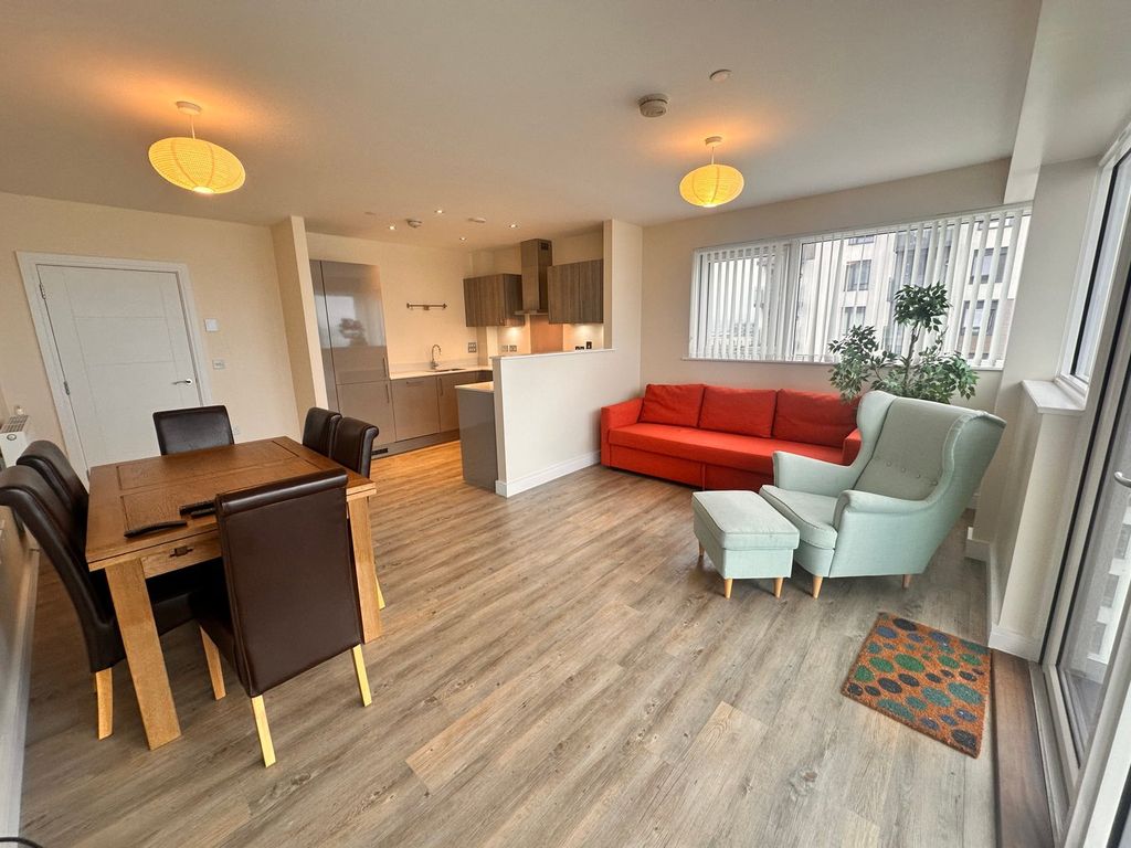 Property photo 2 of 13