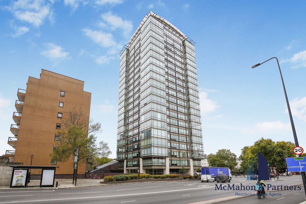 Property photo 1 of 20