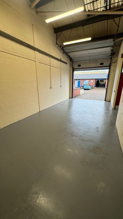 Property photo 3 of 5