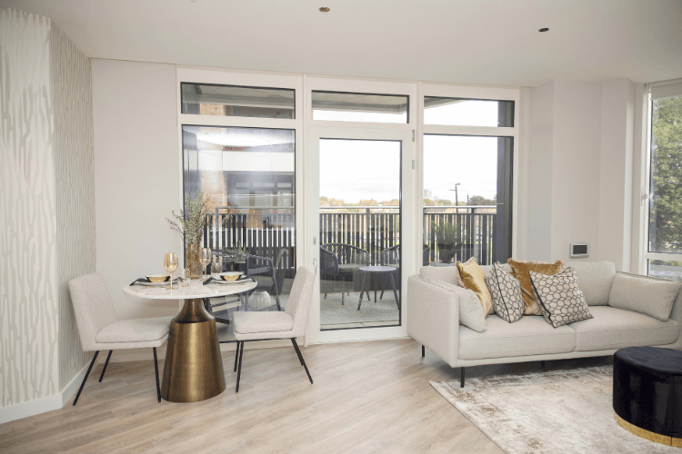 Property photo 2 of 20