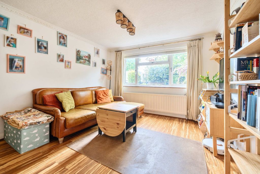Property photo 3 of 21 5179932