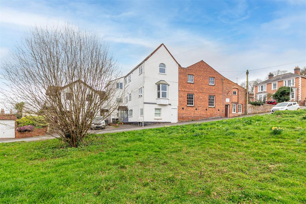 Property photo 1 of 16 Front-2.Jpg