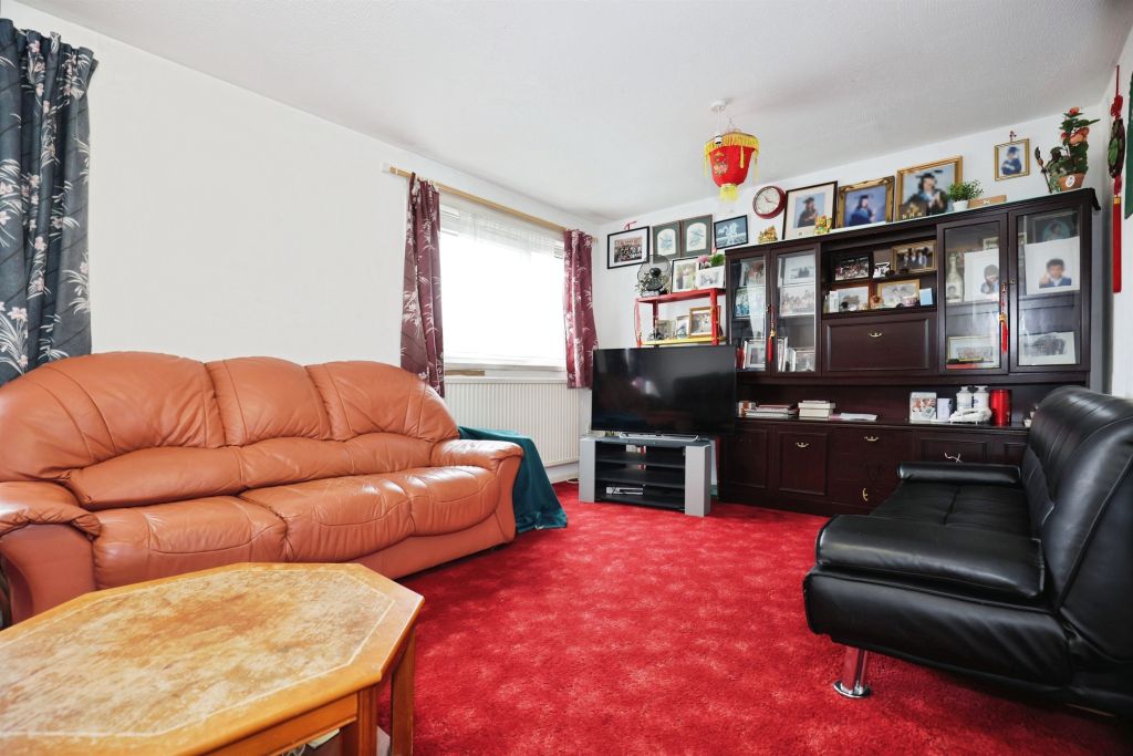 Property photo 2 of 17