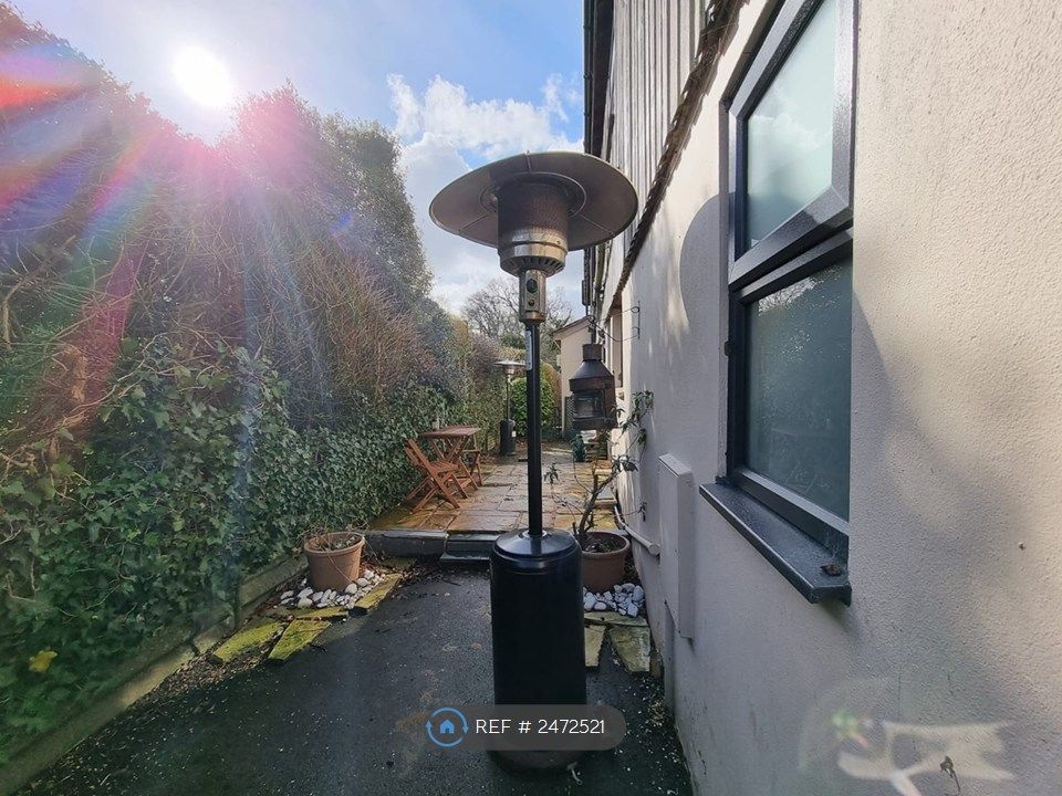 Property photo 2 of 15 Courtyard Garden: Heater &amp; Table Not Included