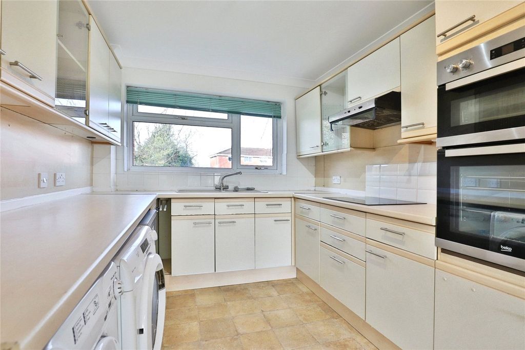 Property photo 3 of 15 Picture No. 16