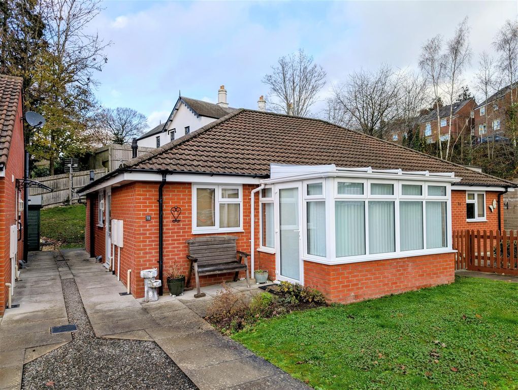 Property photo 1 of 11