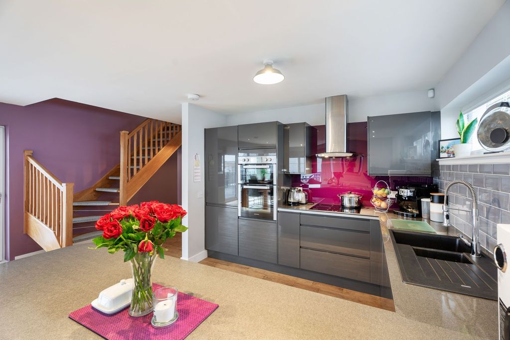 Additional image 13 of 4 bed detached house for saleBraidwood Road, Braidwood ML8