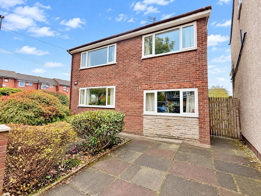 Property photo 2 of 32 Picture No. 03