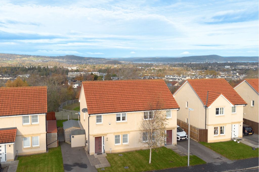 Property photo 1 of 29