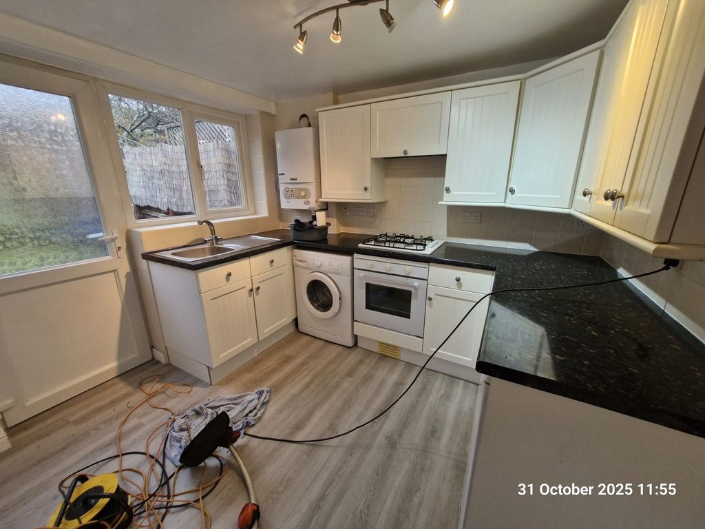 Property photo 3 of 8 20251031_115534