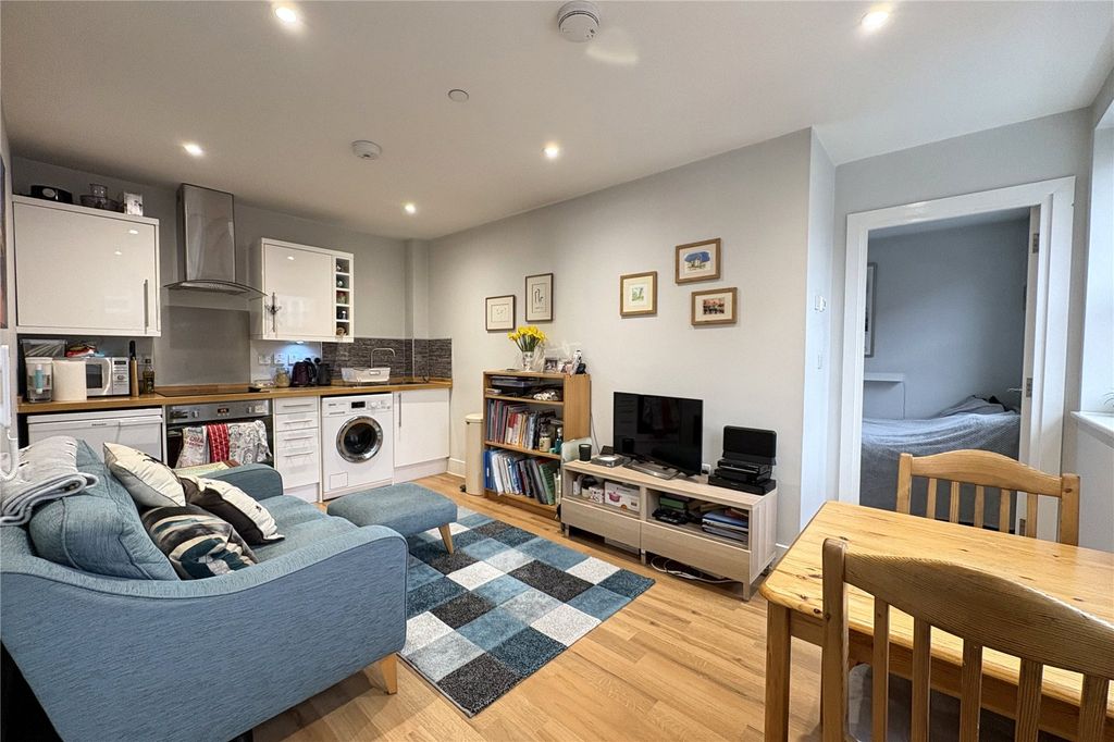 Property photo 2 of 8 Picture No. 02