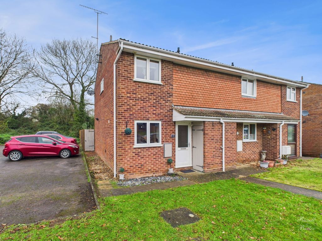 Property photo 1 of 8 Cam01995G0-Pr0388-Still012