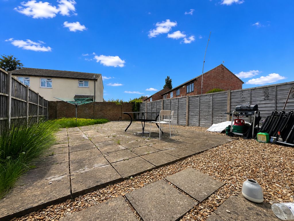 Property photo 2 of 14 Garden