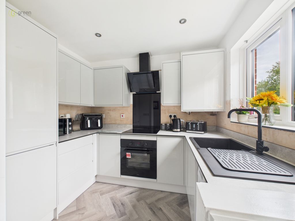 Property photo 3 of 15