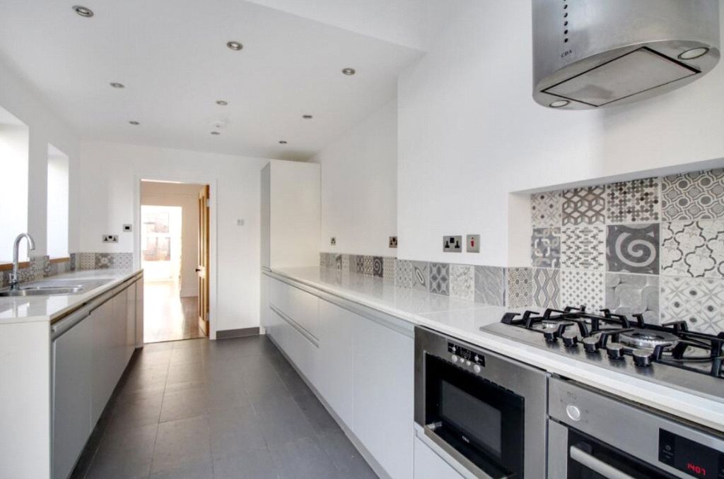 Property photo 1 of 8 Picture No. 06