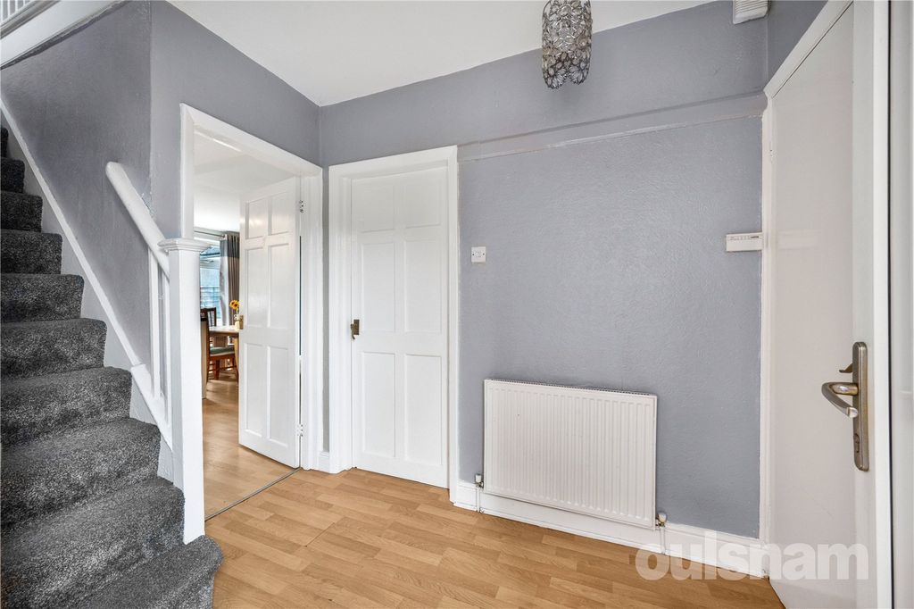 Property photo 2 of 15 Picture No. 11
