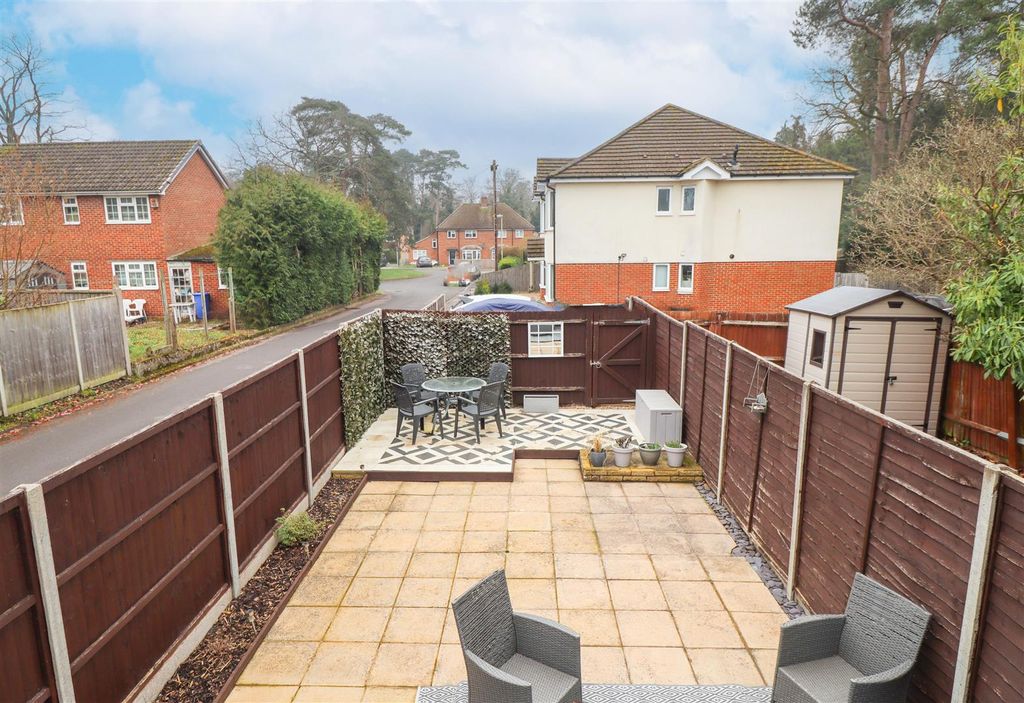 Additional image 15 of 2 bed maisonette for saleKenilworth Road, Fleet GU51