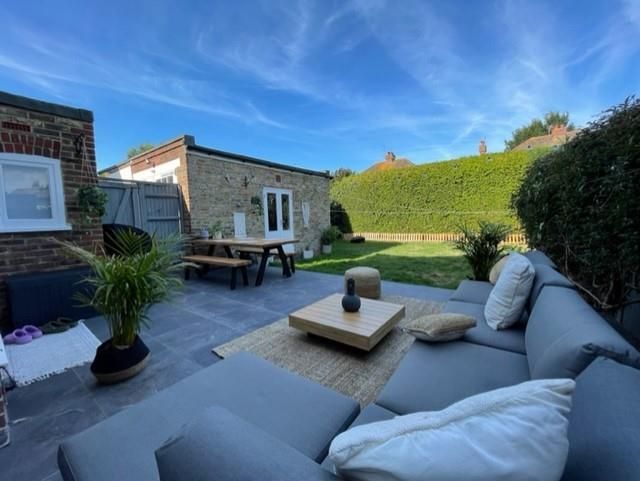 Property photo 2 of 18 Rear Garden 5.Jpg