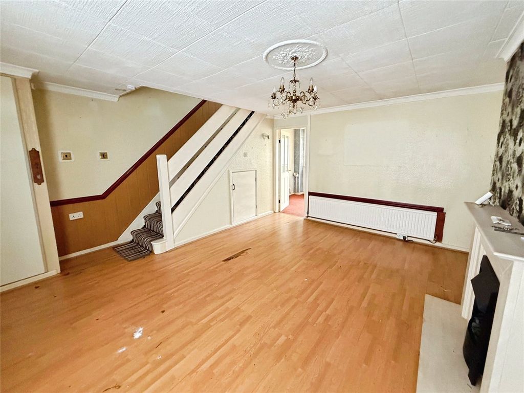 Property photo 3 of 15 Picture No. 04