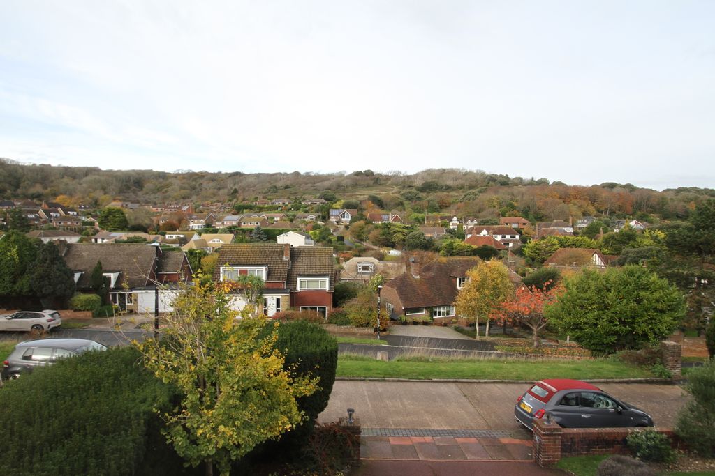 Property photo 3 of 29