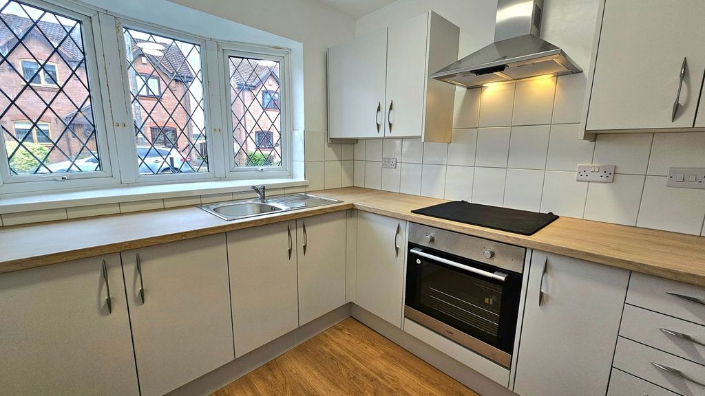 Property photo 3 of 7