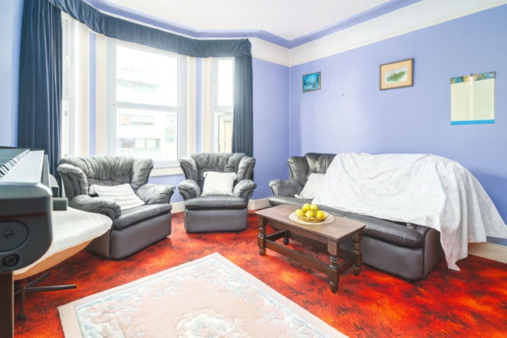 Property photo 2 of 14