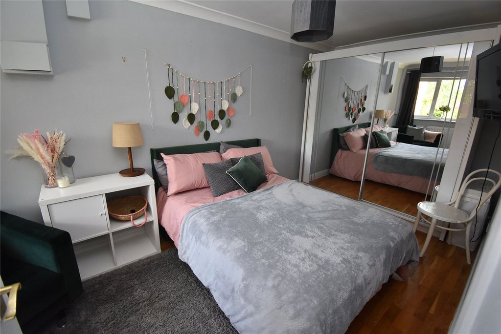 Additional image 8 of 5 bed detached house for saleWest Hill, Dunstable, Bedfordshire LU6