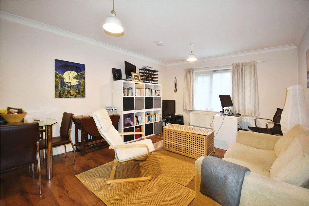 Property photo 2 of 5 Picture No. 08