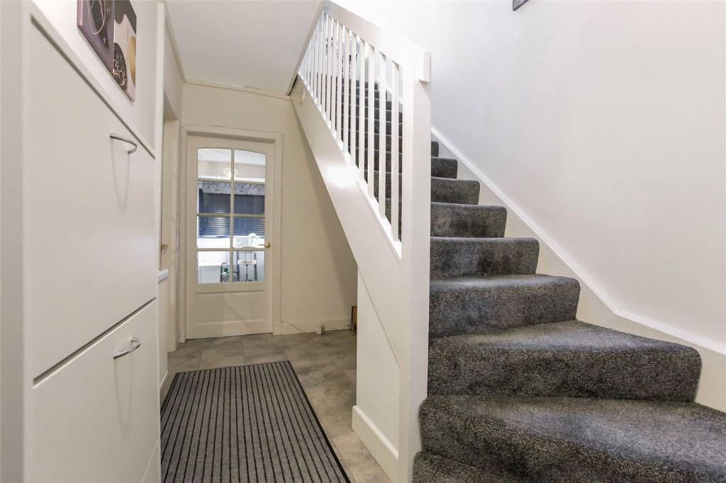 Property photo 2 of 15 Picture No. 04