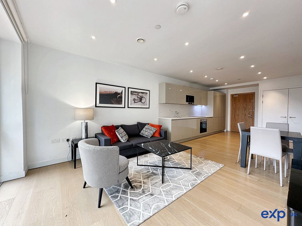Property photo 2 of 12
