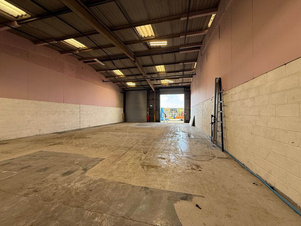 Property photo 2 of 3